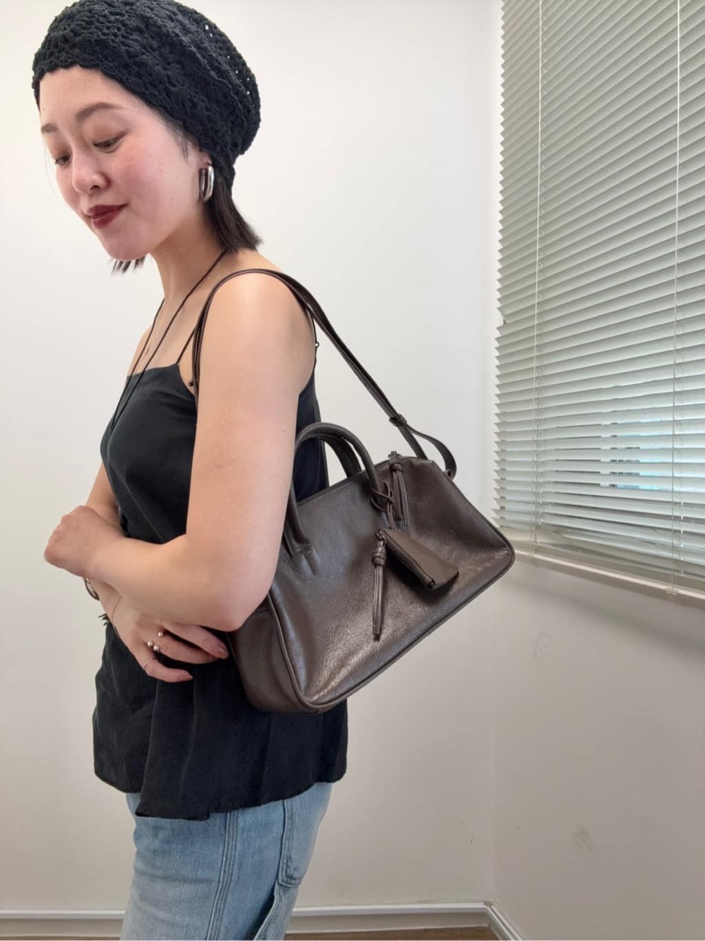 ear PAPILLONNERの《uchida企画》本革2WAYシンプルボストンバッグを使ったコーディネートを紹介します。｜Rakuten Fashion(楽天ファッション／旧楽天ブランドアベニュー)7330823