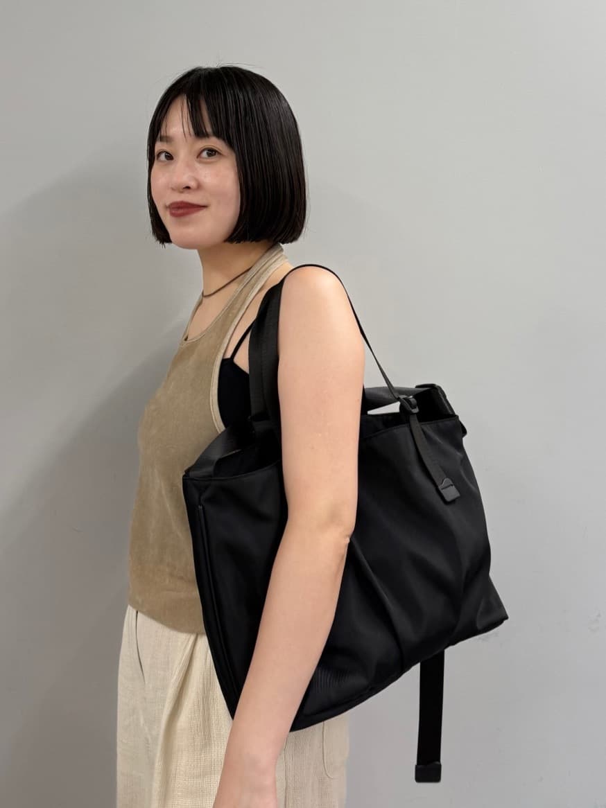 ear PAPILLONNERの《ouchi企画》アジャスタートートバッグ横型を使ったコーディネートを紹介します。｜Rakuten Fashion(楽天ファッション／旧楽天ブランドアベニュー)7331945