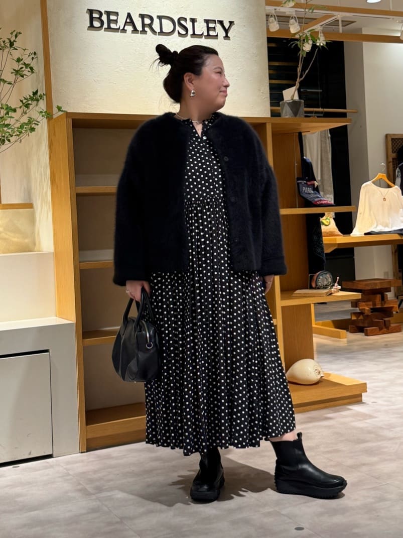BEARDSLEY | ドットギャザーワンピース | Rakuten Fashion(楽天