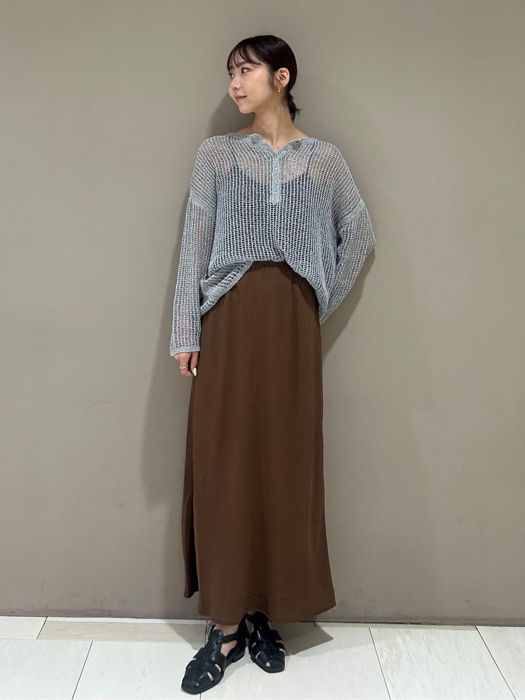 FREAK’S STOREのメッシュ ヘンリー サマーニットを使ったコーディネートを紹介します。｜Rakuten Fashion(楽天ファッション／旧楽天ブランドアベニュー)7333796