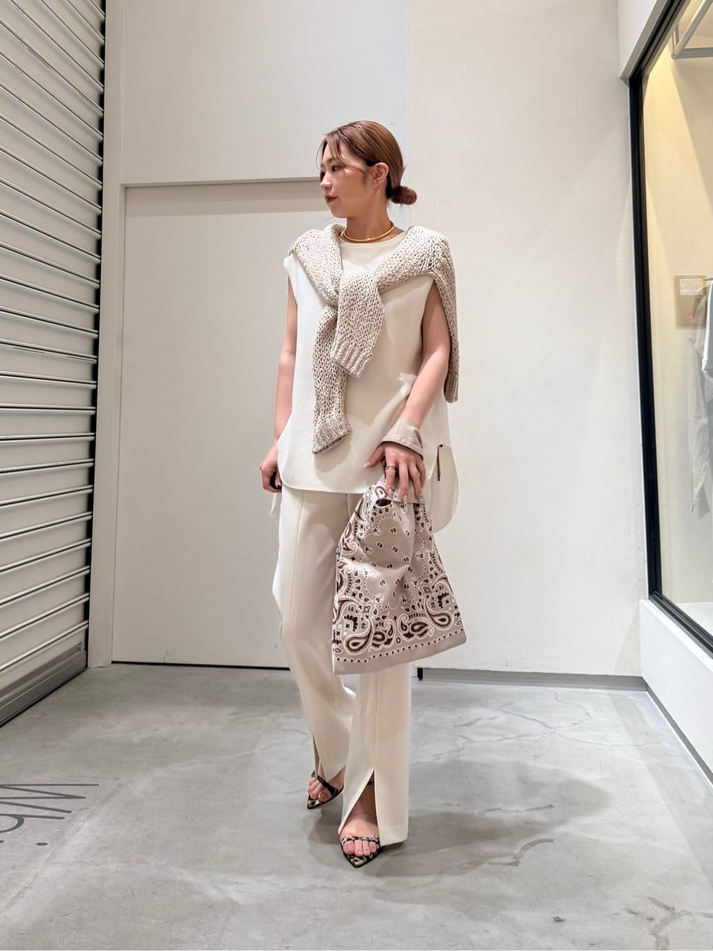 Whim Gazette | 【Hoaw.】LEOストラップサンダル | Rakuten Fashion