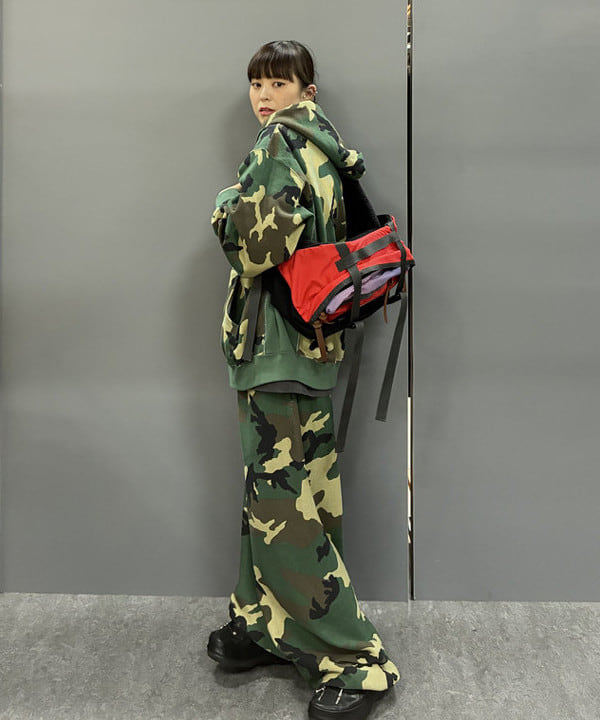 BEAMS MEN | 【別注】Champion / リバースウィーブ(R)カモ フルジップ