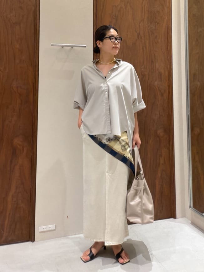 GALLARDAGALANTEの【セットアップ対応】リヨセルスリットスカートを使ったコーディネートを紹介します。｜Rakuten Fashion(楽天ファッション／旧楽天ブランドアベニュー)7341180