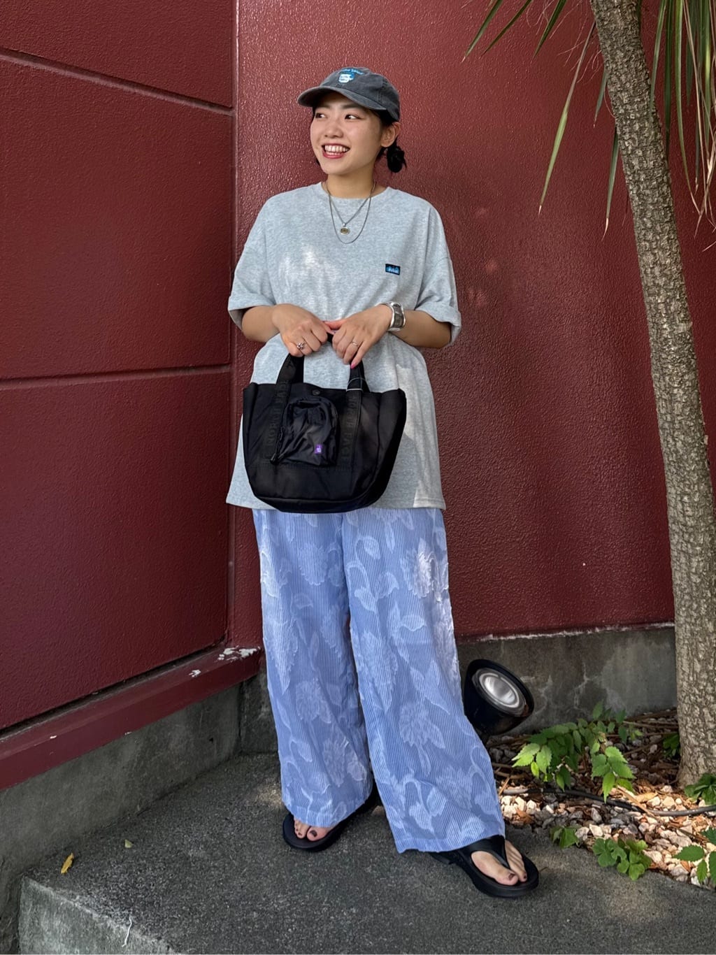 FREAK’S STOREのCORDURA Nylon Shoulder Tote Bagを使ったコーディネートを紹介します。｜Rakuten Fashion(楽天ファッション／旧楽天ブランドアベニュー)7348476