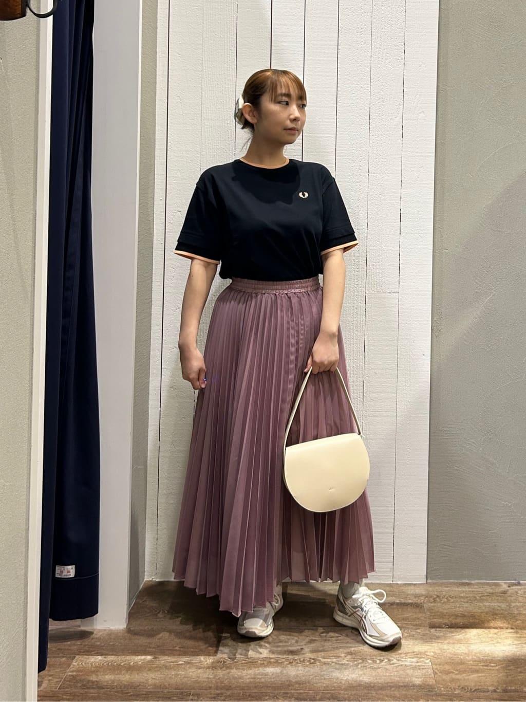 BLEU COMME BLEUのフレッドペリー Tipped Mesh Pique T-shirtを使ったコーディネートを紹介します。｜Rakuten Fashion(楽天ファッション／旧楽天ブランドアベニュー)7351092