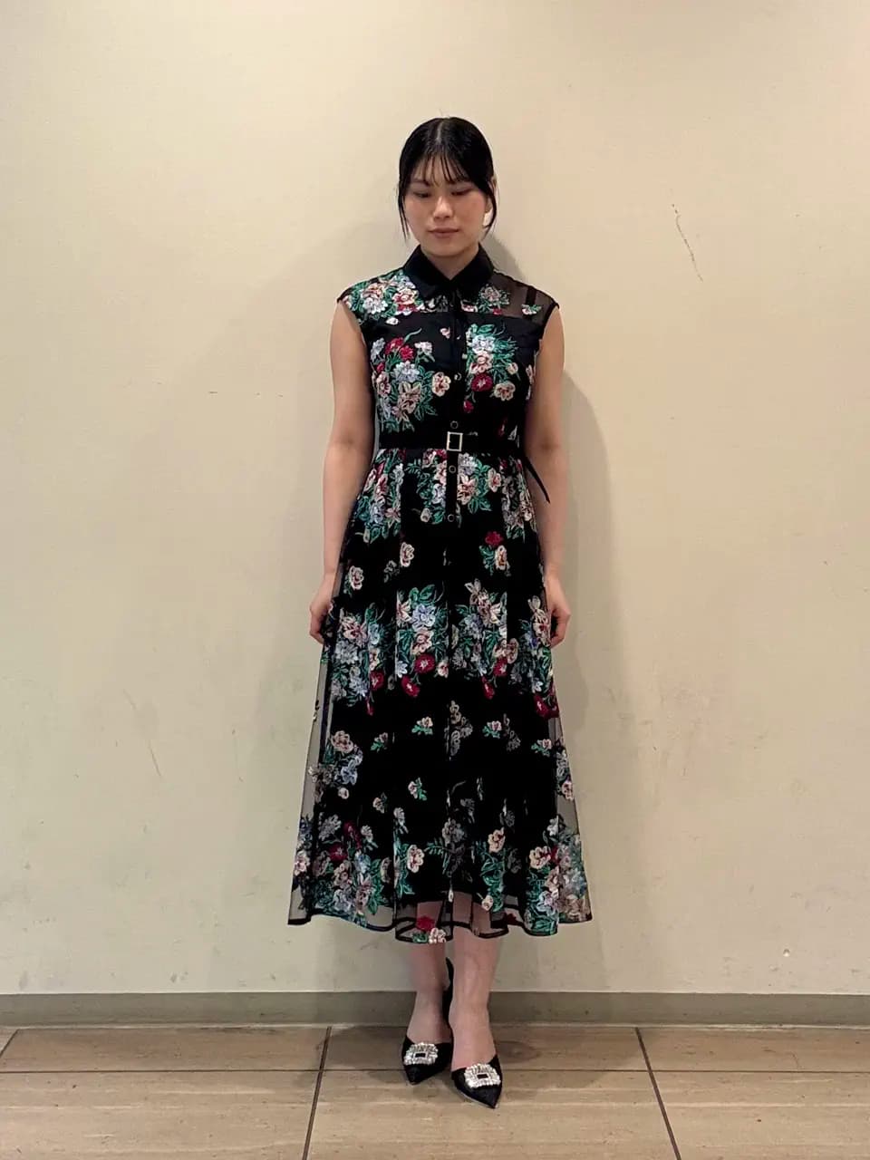 GRACE CONTINENTAL | ブーケフラワー刺繍ワンピース | Rakuten Fashion