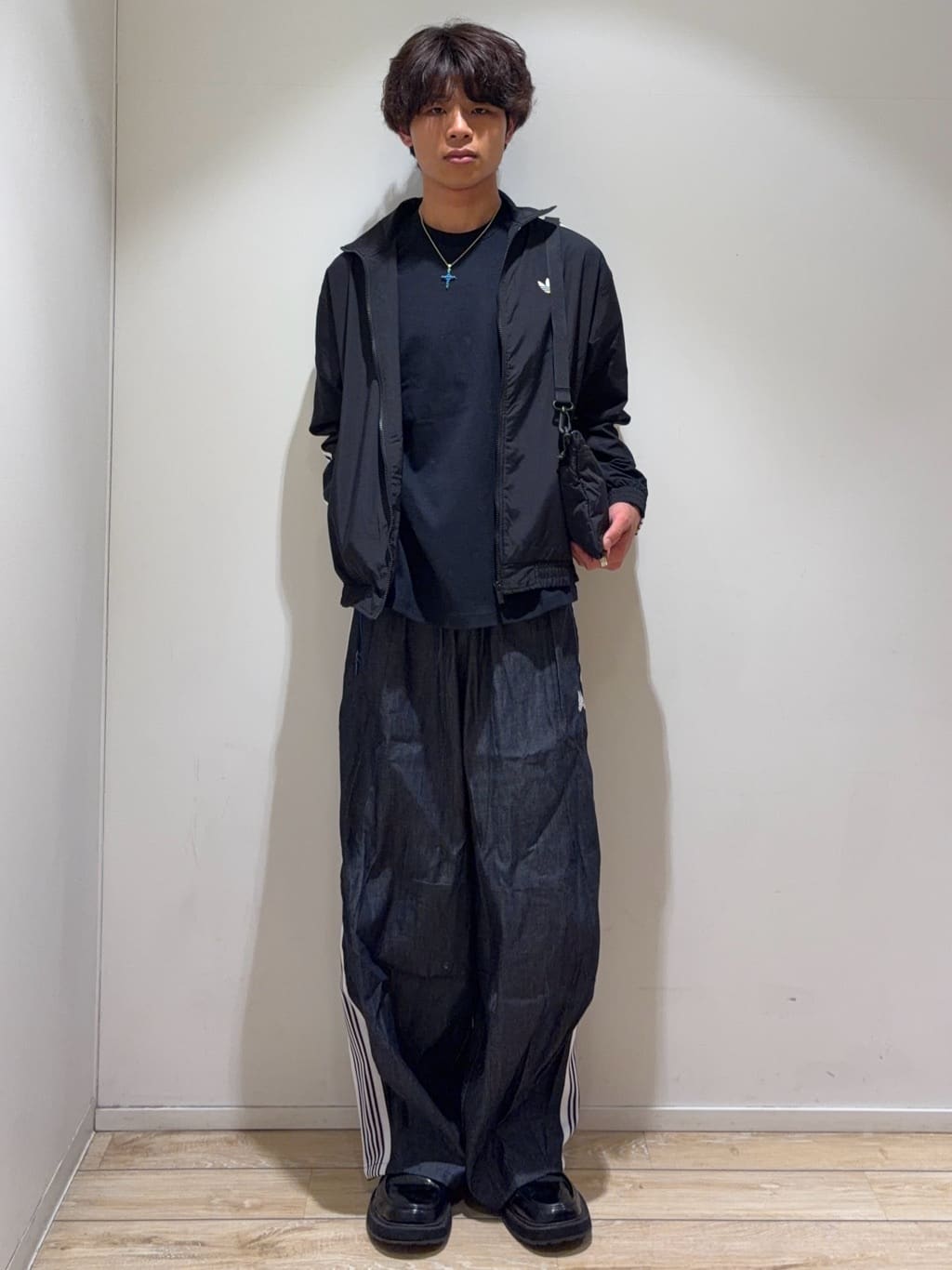 FREAK’S STOREのファイヤーバード ウーブン トラックトップ 26AWを使ったコーディネートを紹介します。｜Rakuten Fashion(楽天ファッション／旧楽天ブランドアベニュー)7358862