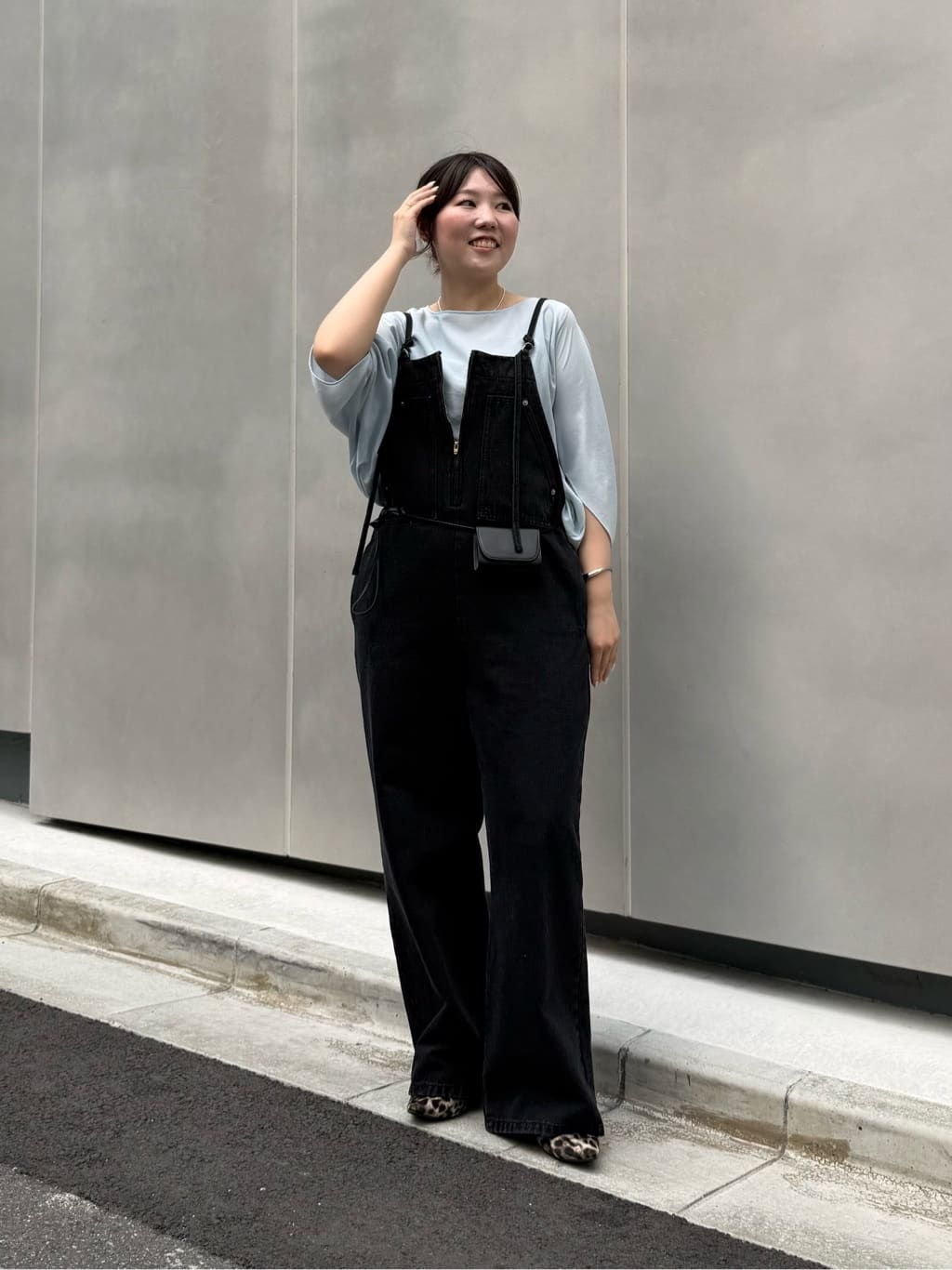 GALLARDAGALANTEのドルマンジャージープルオーバーを使ったコーディネートを紹介します。｜Rakuten Fashion(楽天ファッション／旧楽天ブランドアベニュー)7359002