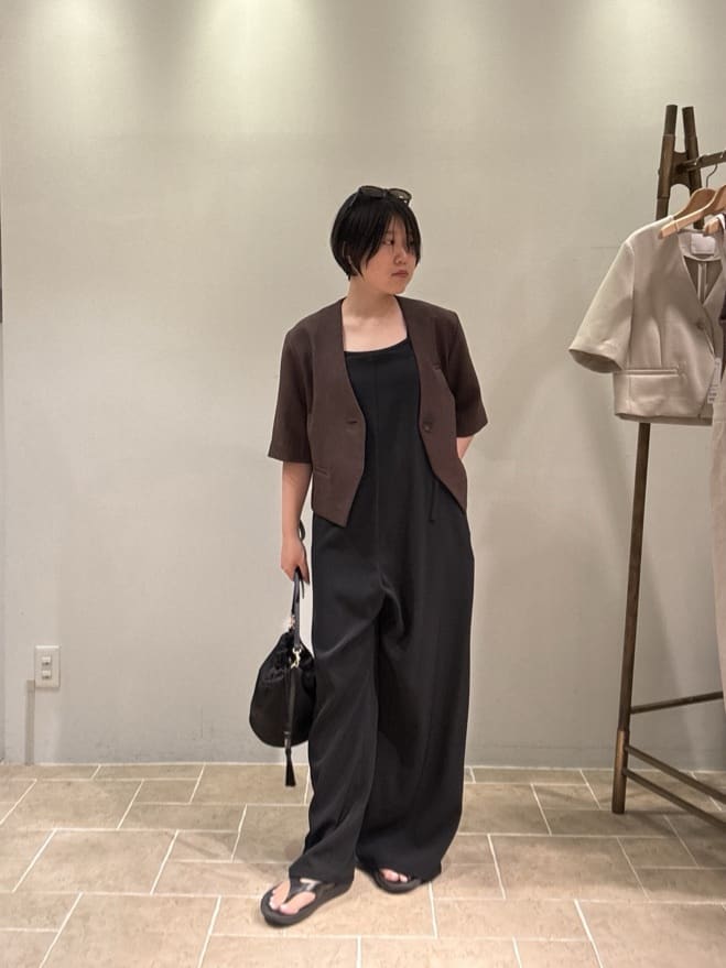 GALLARDAGALANTEのドライクロスハーフスリーブジャケットを使ったコーディネートを紹介します。｜Rakuten Fashion(楽天ファッション／旧楽天ブランドアベニュー)7359015
