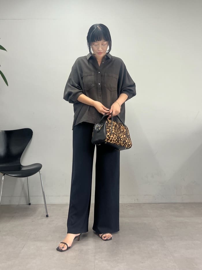 GALLARDAGALANTEの【即戦力パンツ】【3サイズ展開】ワイドイージーパンツを使ったコーディネートを紹介します。｜Rakuten Fashion(楽天ファッション／旧楽天ブランドアベニュー)7360079