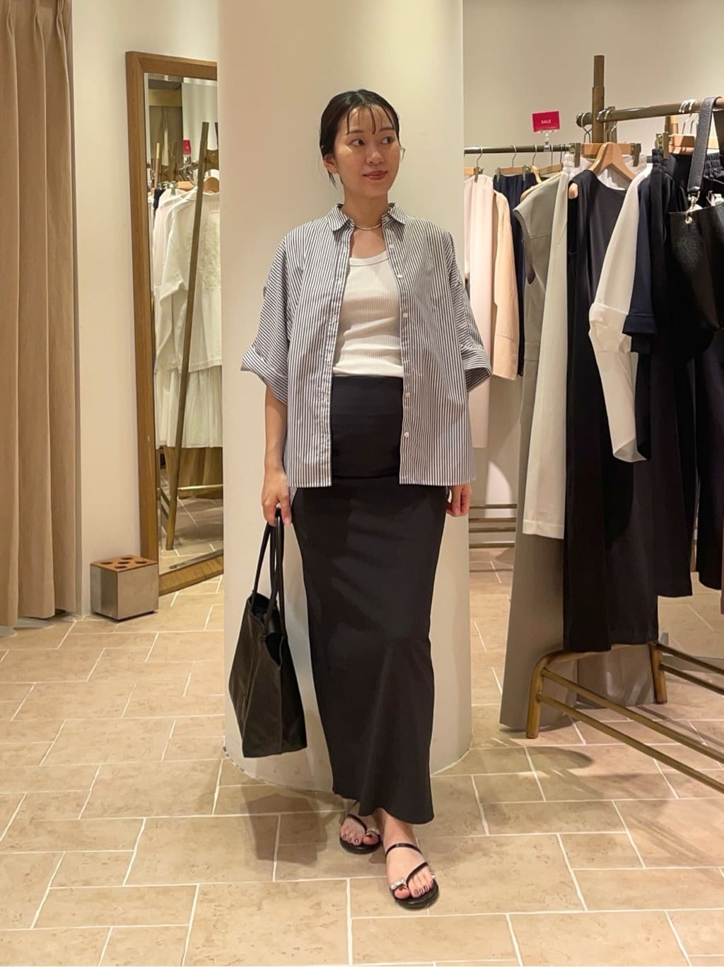 GALLARDAGALANTEのハーフスリーブシャツを使ったコーディネートを紹介します。｜Rakuten Fashion(楽天ファッション／旧楽天ブランドアベニュー)7360196