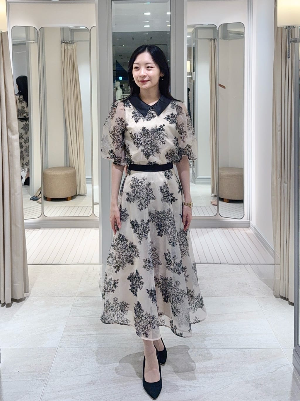 Viaggio Bluのブーケ刺繍オーガンジーブラウスを使ったコーディネートを紹介します。｜Rakuten Fashion(楽天ファッション／旧楽天ブランドアベニュー)7360916
