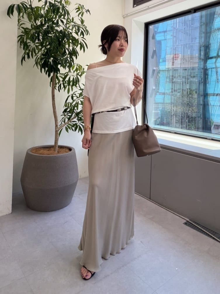 GALLARDAGALANTEのフレンチオフショルTeeを使ったコーディネートを紹介します。｜Rakuten Fashion(楽天ファッション／旧楽天ブランドアベニュー)7362911