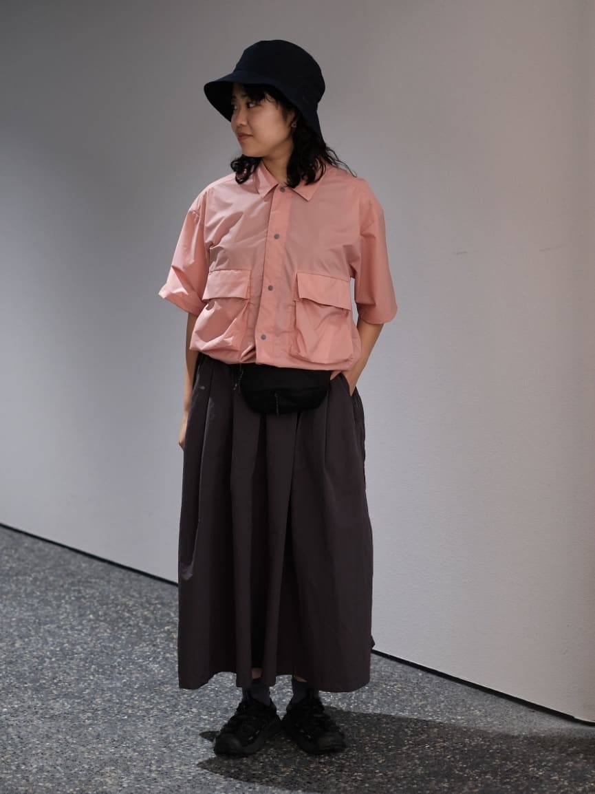 Snow PeakのNylon Washer Skirtを使ったコーディネートを紹介します。｜Rakuten Fashion(楽天ファッション／旧楽天ブランドアベニュー)7362966
