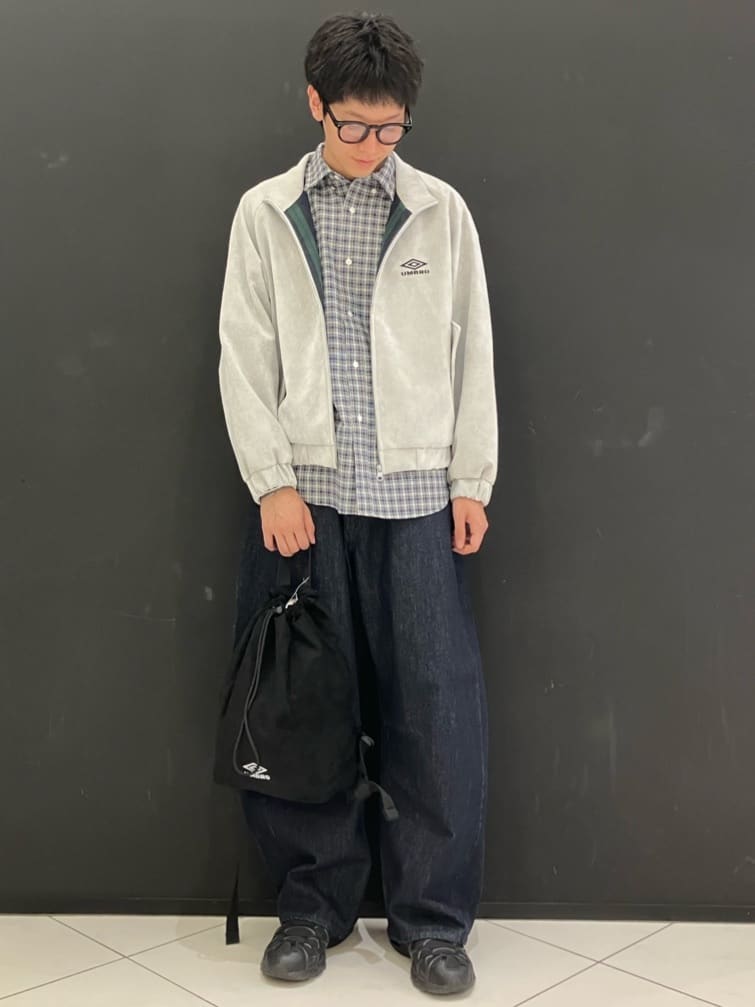 FREAK’S STOREのAIRDRY HIGH TECHYARN 高機能素材 オックスフォード ボタンダウンシャツ ショートスリーブ/エアドライ ポリエステル 半袖シャツ/吸水速乾を使ったコーディネートを紹介します。｜Rakuten Fashion(楽天ファッション／旧楽天ブランドアベニュー)7363141