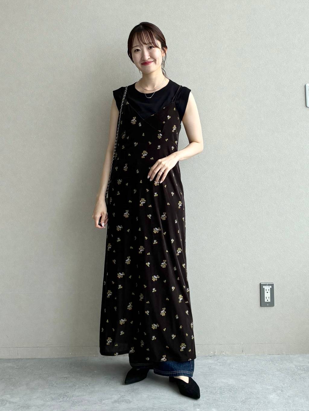 mysty womanのシアーノースリニットを使ったコーディネートを紹介します。｜Rakuten Fashion(楽天ファッション／旧楽天ブランドアベニュー)7367367