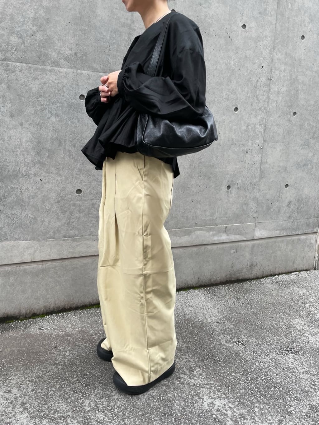 ear PAPILLONNERのフリルジャケット【SUM1 STYLE】を使ったコーディネートを紹介します。｜Rakuten Fashion(楽天ファッション／旧楽天ブランドアベニュー)7318066