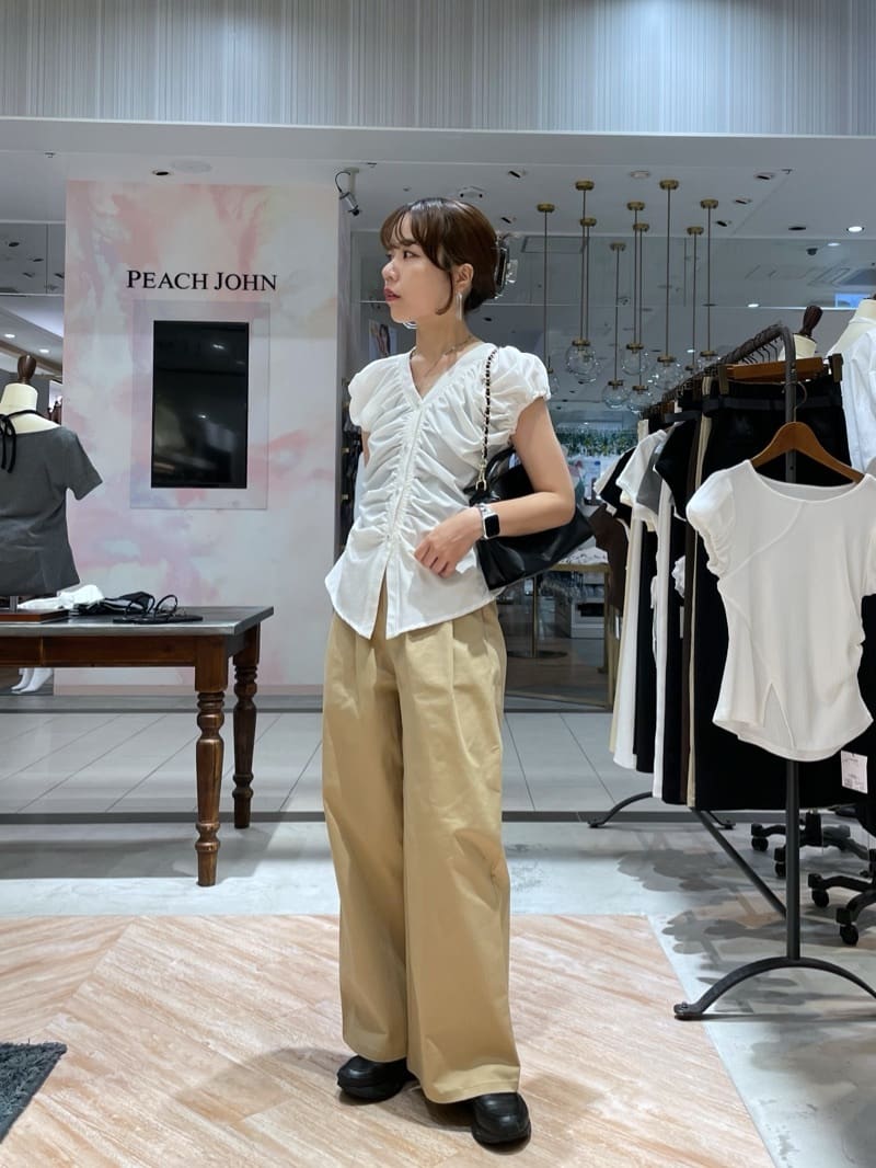 CAPRICIEUX LE'MAGE | 【洗練見え】ニュアンスボタンギャザーブラウス