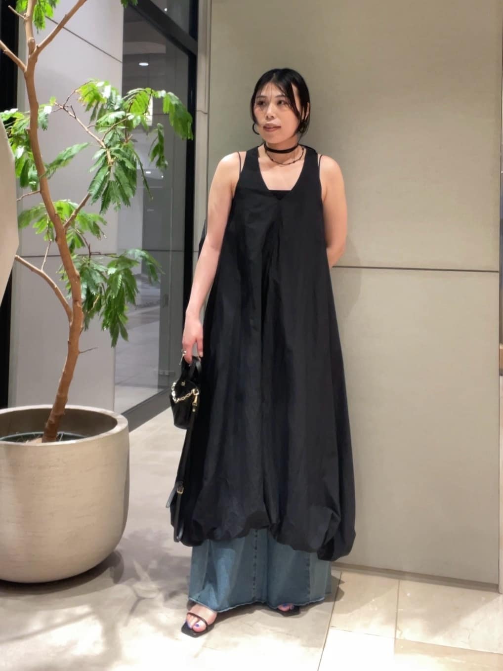 GALLARDAGALANTEのバルーンロングワンピースを使ったコーディネートを紹介します。｜Rakuten Fashion(楽天ファッション／旧楽天ブランドアベニュー)7374655