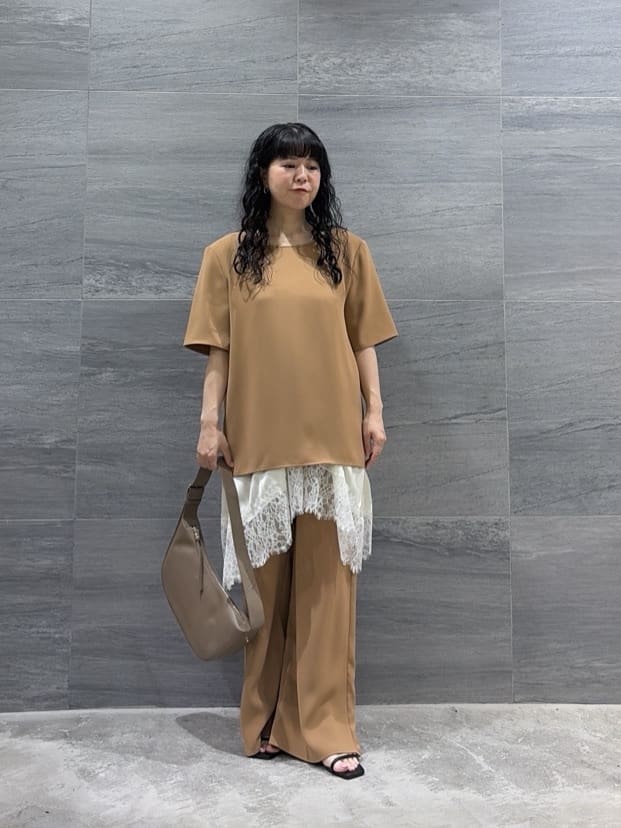 GALLARDAGALANTEの【+1で新鮮コーデ】レースキャミチュニックを使ったコーディネートを紹介します。｜Rakuten Fashion(楽天ファッション／旧楽天ブランドアベニュー)7380637