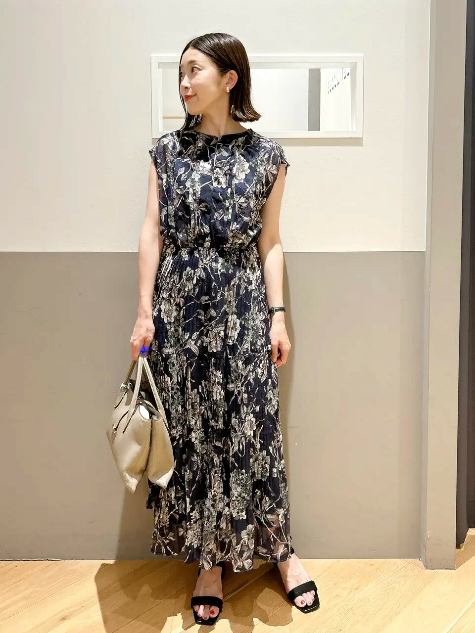 YECCA VECCA | 【追加生産】フラワー柄シアープリーツワンピース