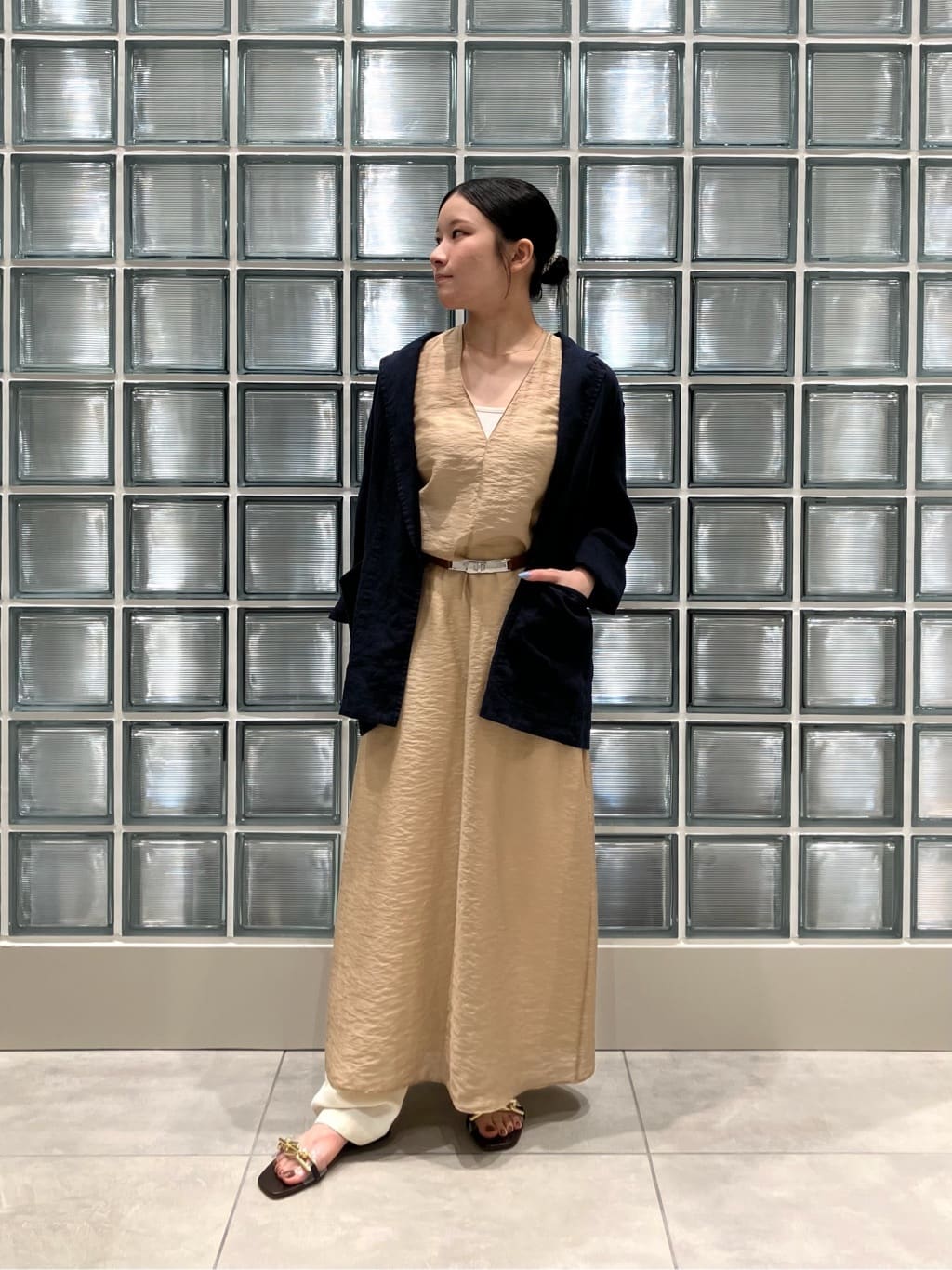 Conte コンテ シアーVネック ロングワンピース ベージュ 定価29700円 conte ワンピース 「conte」シアー Vネック ロングワンピース