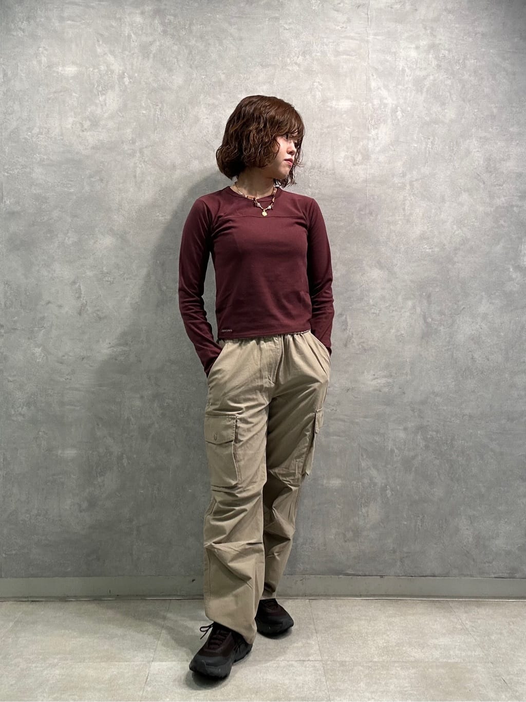 Snow PeakのLight Dobby Cloth Pantsを使ったコーディネートを紹介します。｜Rakuten Fashion(楽天ファッション／旧楽天ブランドアベニュー)7383086