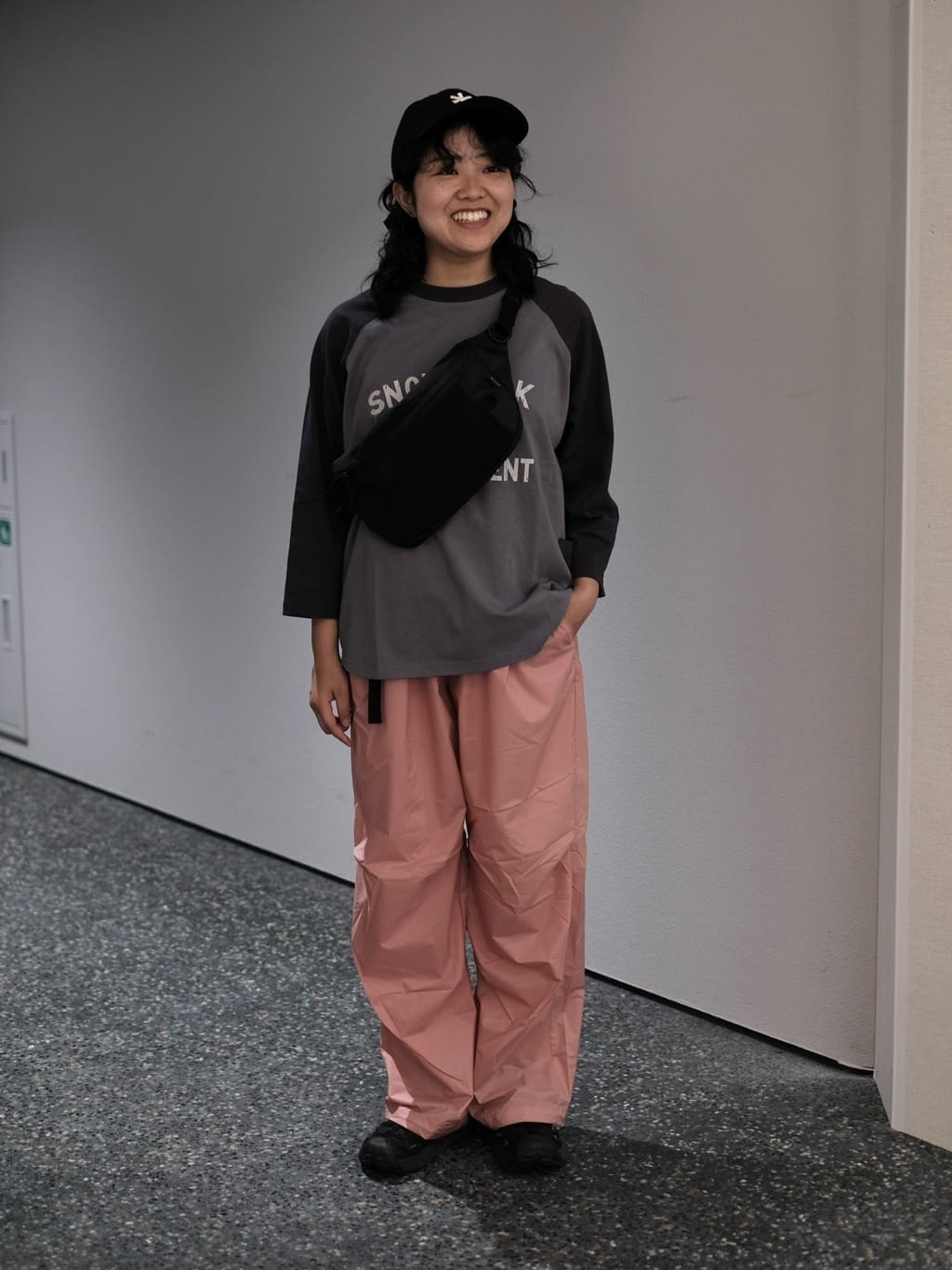 Snow PeakのU.L. Double Weave Pantsを使ったコーディネートを紹介します。｜Rakuten Fashion(楽天ファッション／旧楽天ブランドアベニュー)7383581
