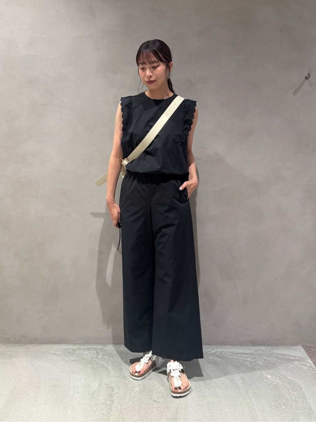 UNITED ARROWS | スカラップ フリル オールインワン パンツ -はっ水 UV