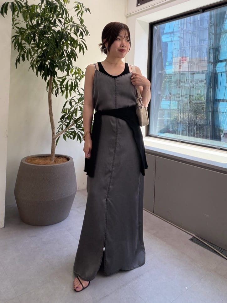 GALLARDAGALANTEの【La nature linge】キュプラハイツイストヘンリーロンTeeを使ったコーディネートを紹介します。｜Rakuten Fashion(楽天ファッション／旧楽天ブランドアベニュー)7384213