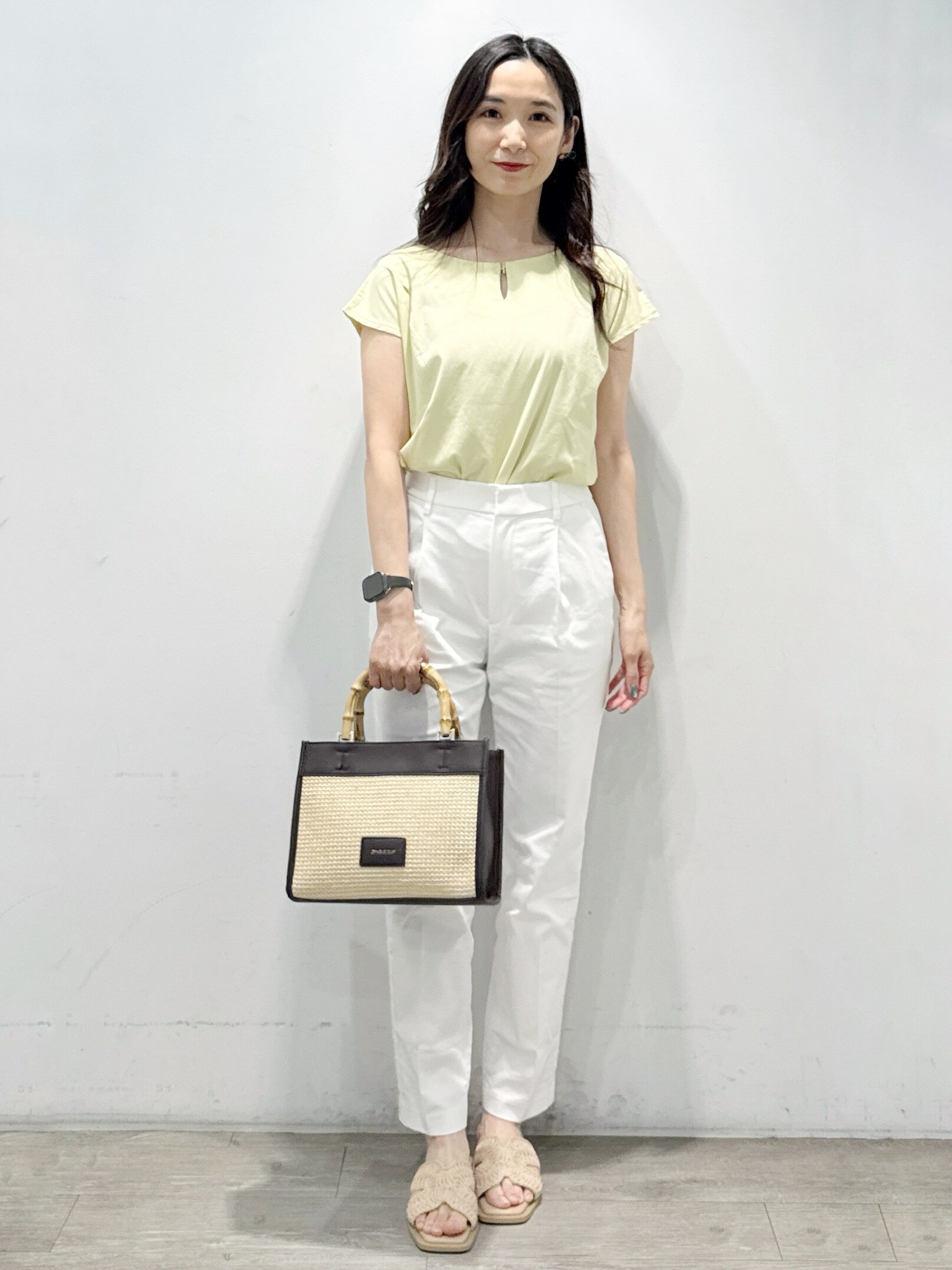 index | 【接触冷感】ビジューキーネックフレンチトップス《UVケア
