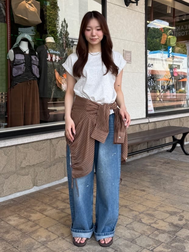 FREAK’S STOREの別注 ドロスト フレンチスリーブTシャツ/ノースリーブTシャツを使ったコーディネートを紹介します。｜Rakuten Fashion(楽天ファッション／旧楽天ブランドアベニュー)7440657