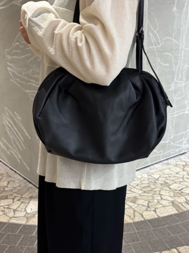ear PAPILLONNER 本革 コロンボストンバッグ 黒 ear PAPILLONNER | コロンボストンバッグ | Rakuten Fashion(楽天