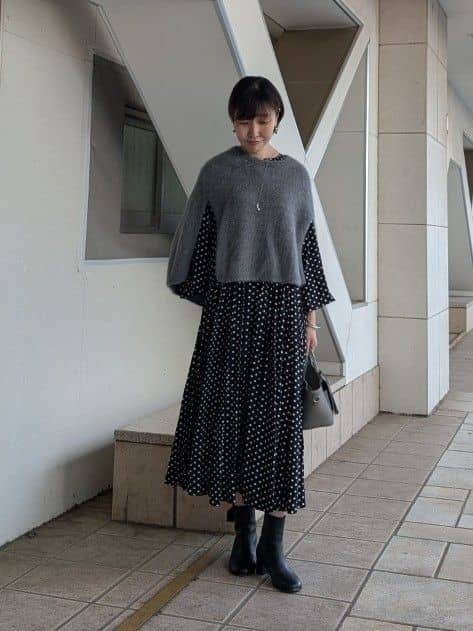 BEARDSLEY | ドットギャザーワンピース | Rakuten Fashion(楽天