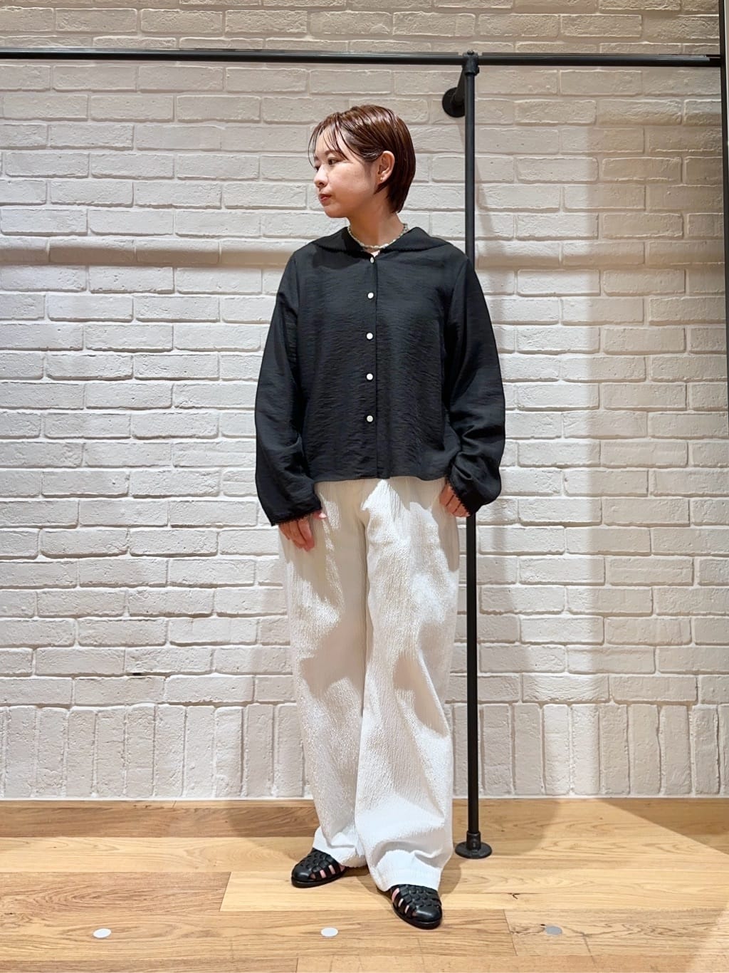 ＜Steven Alan＞リップル コットン タック トラウザーズ ブラック BEAUTY&YOUTH UNITED ARROWS | <Steven Alan>リップル コットン タック