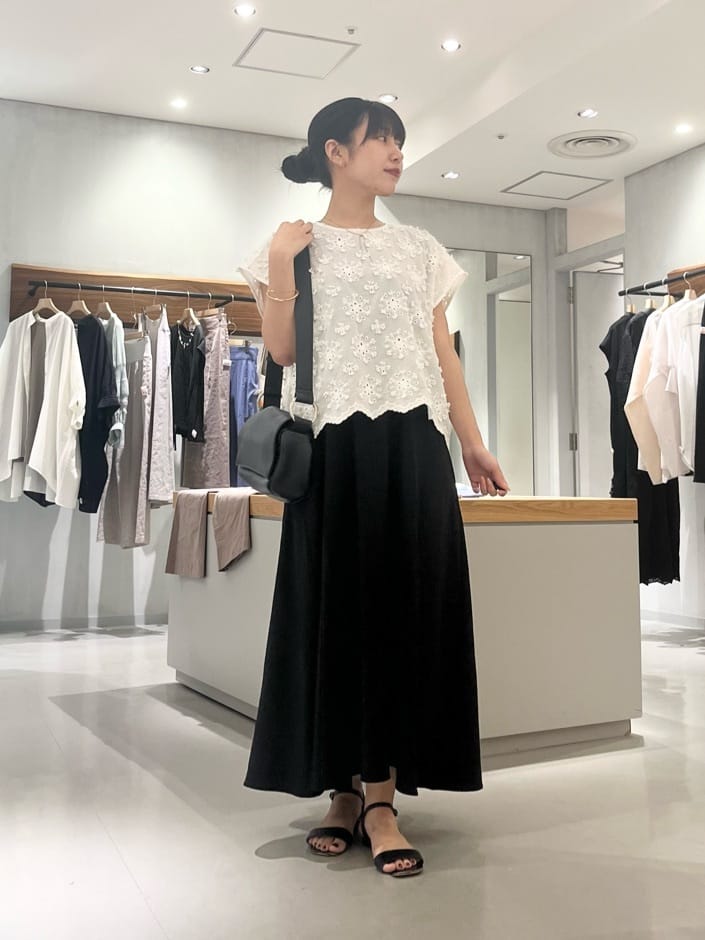BEARDSLEY | シシュウブラウス | Rakuten Fashion(楽天ファッション
