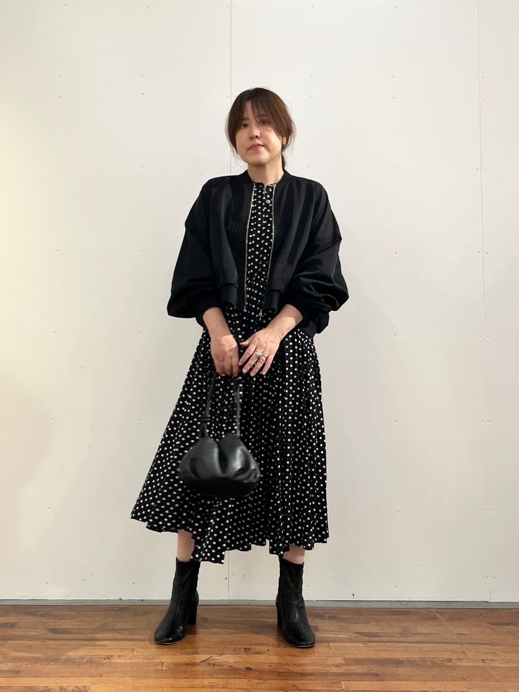 BEARDSLEY | ドットギャザーワンピース | Rakuten Fashion(楽天