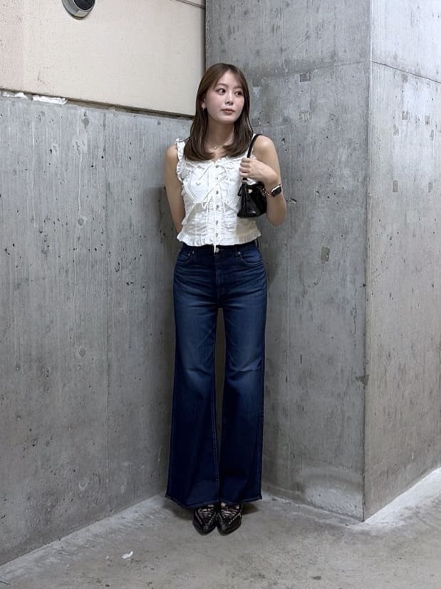 SLYのDUNGAREE SQUEEZE CAMI ブラウスを使ったコーディネート 