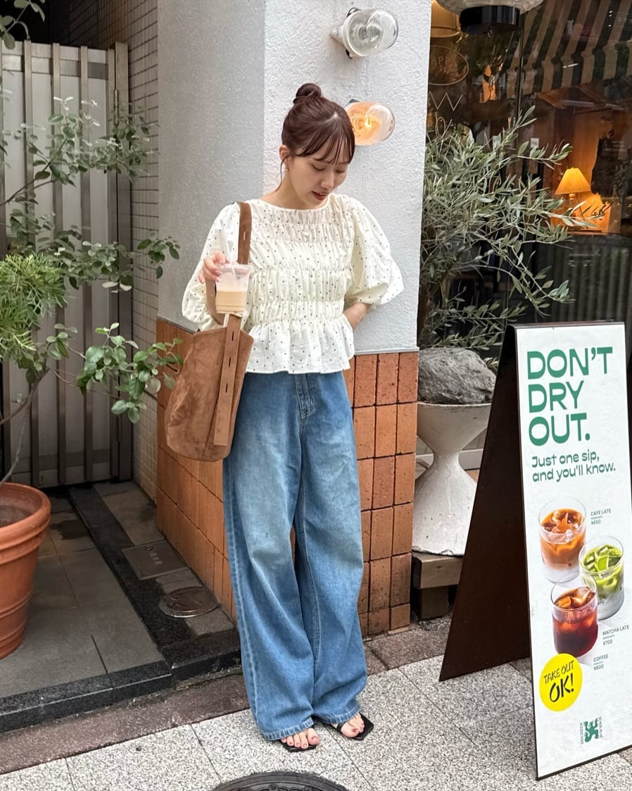 Discoat | 【WEB限定】前後2WAYドット袖バルーンブラウス | Rakuten