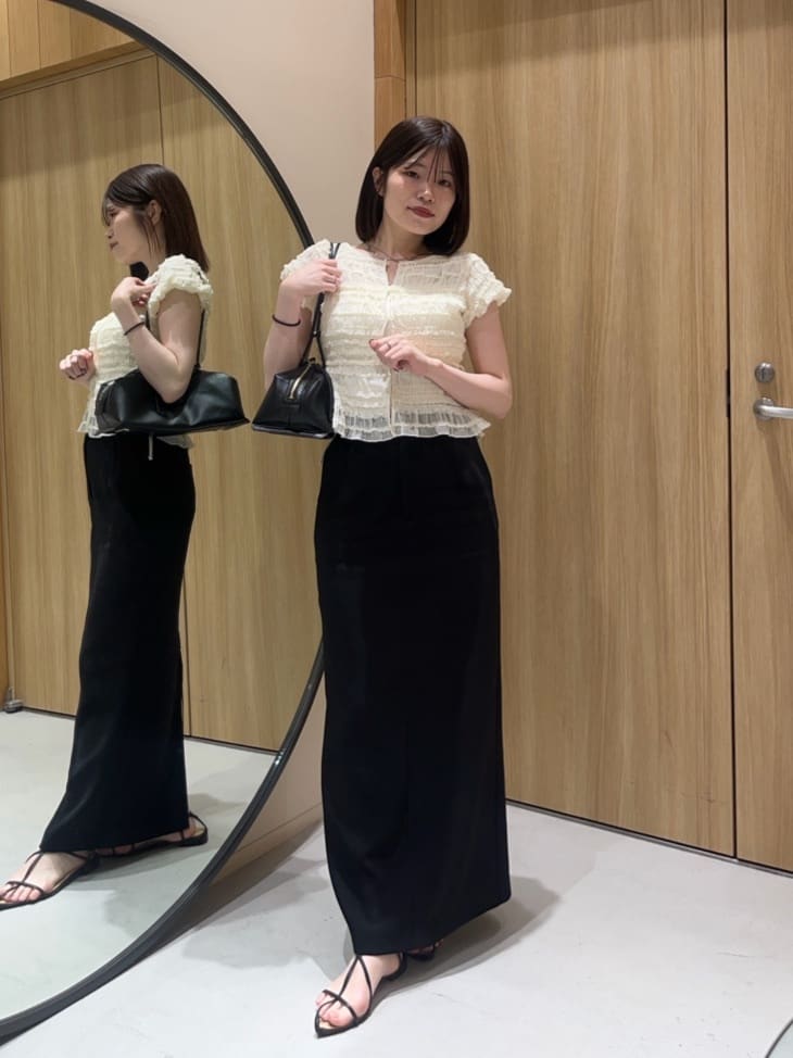CAPRICIEUX LE'MAGE | サイドリボンシャーリングブラウス | Rakuten