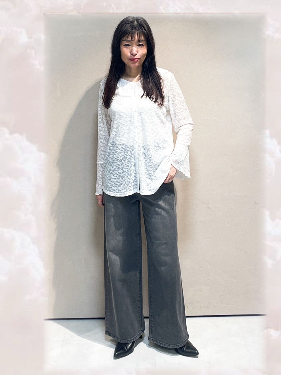 Reflectの【洗える】フリルレースブラウスを使ったコーディネート 