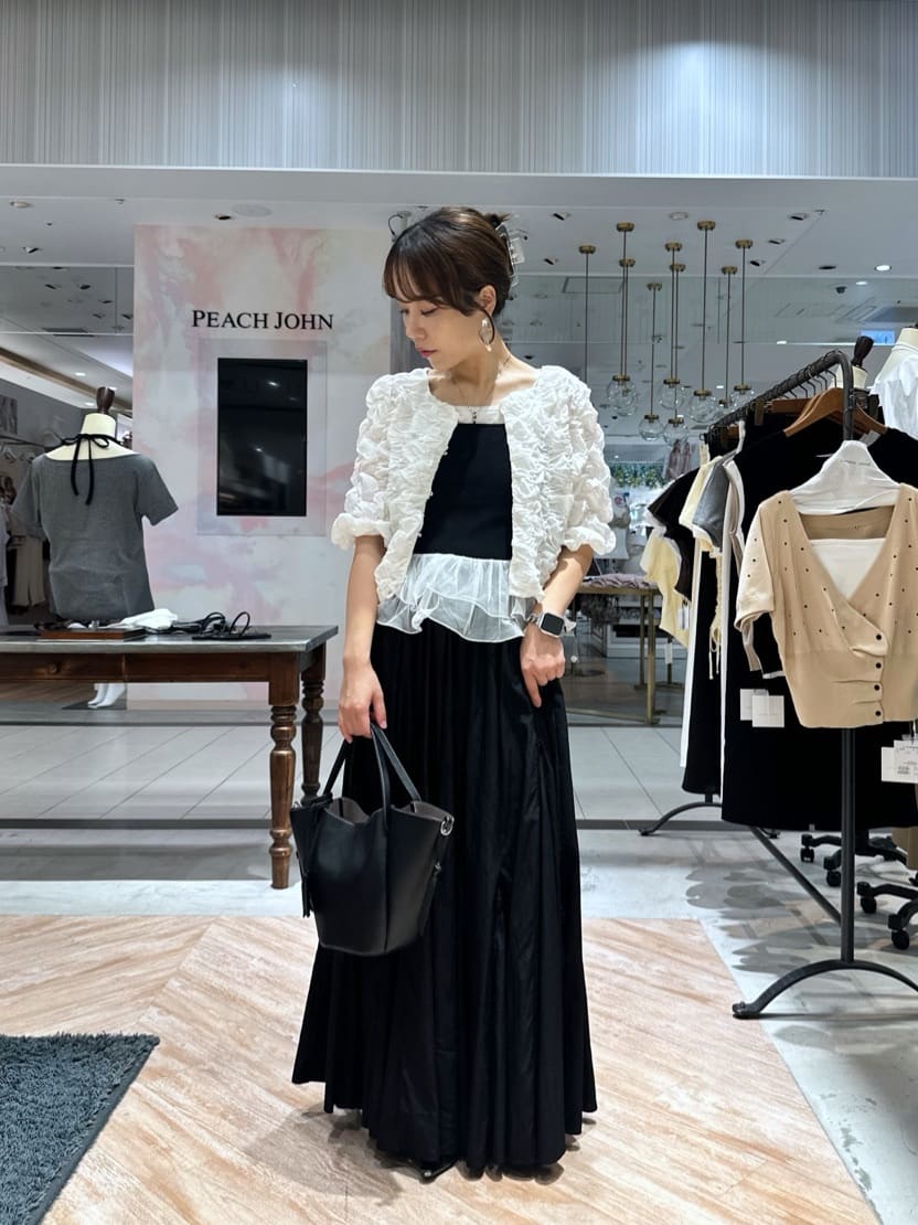 CAPRICIEUX LE'MAGE | ウェーブシャーリングブラウス | Rakuten