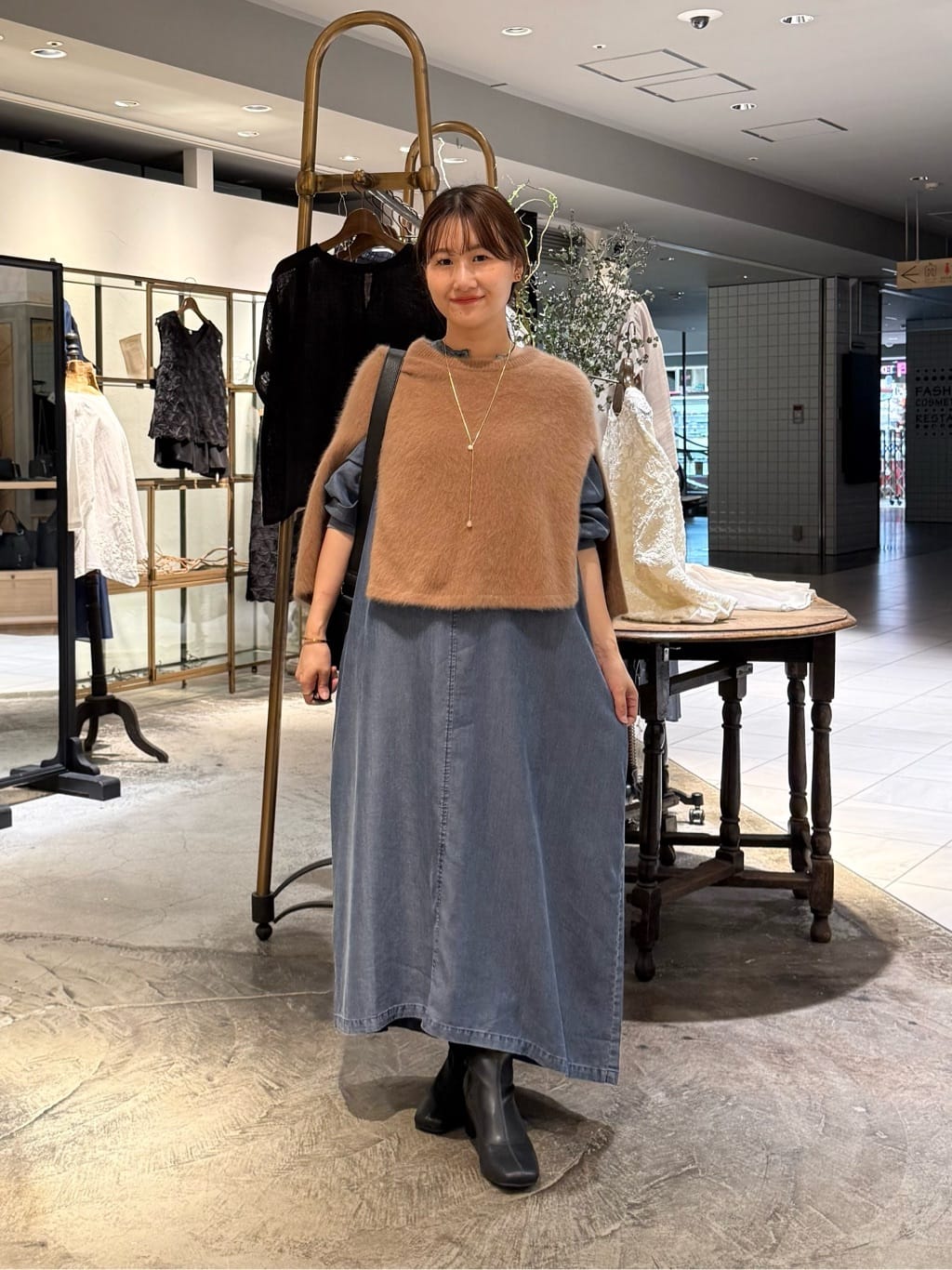 BEARDSLEY | ファーニットポンチョ | Rakuten Fashion(楽天