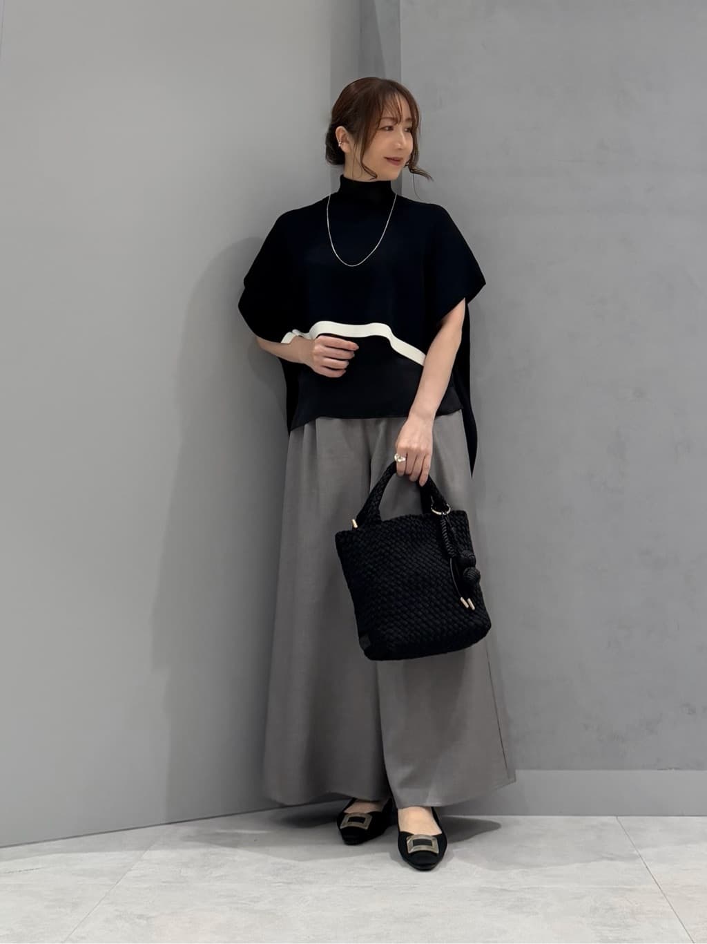 Vin | ミニポーチ付き編み込みスクエアミニトート(gray・black