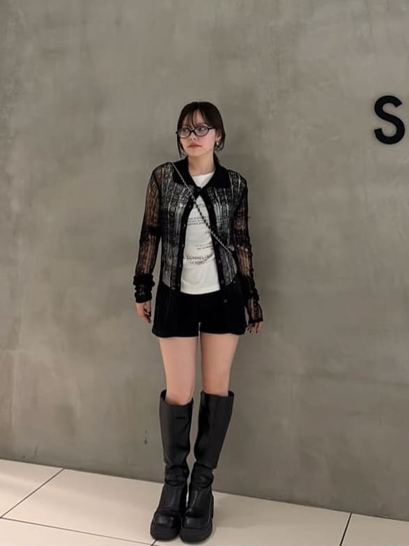 SLY SQUARE TOE KNEE ブーツ S SLYの【SNSで話題の美脚チートブーツ!】SQUARE TOE KNEE ブーツを使っ