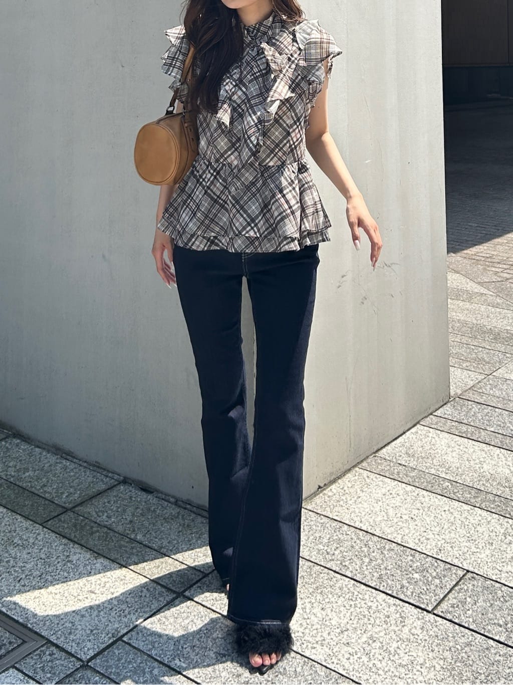 rienda | 【森香澄さん着用】バックリボンフリルブラウス | Rakuten