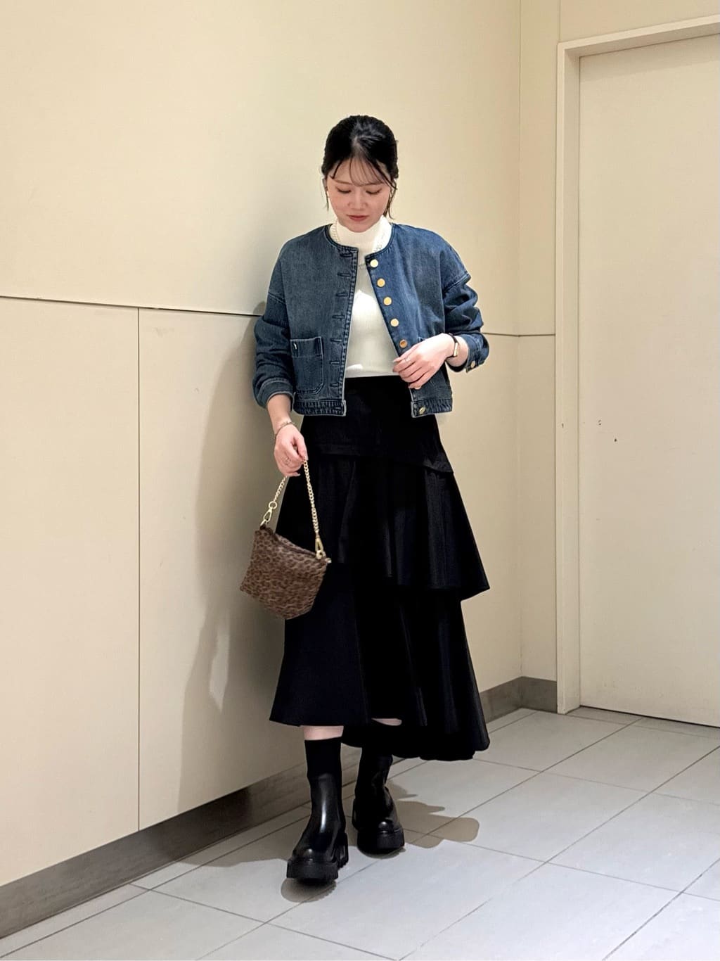 allureville | バック釦ディティールプルオーバー | Rakuten Fashion