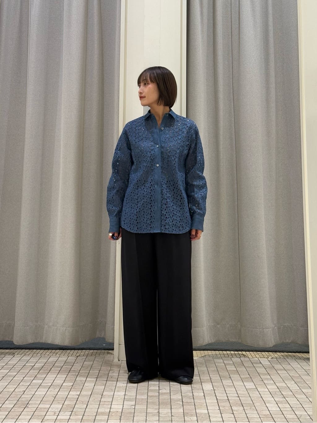 UNITED ARROWS LTD. OUTLET | <conte>エンブロイダリー デニムシャツ