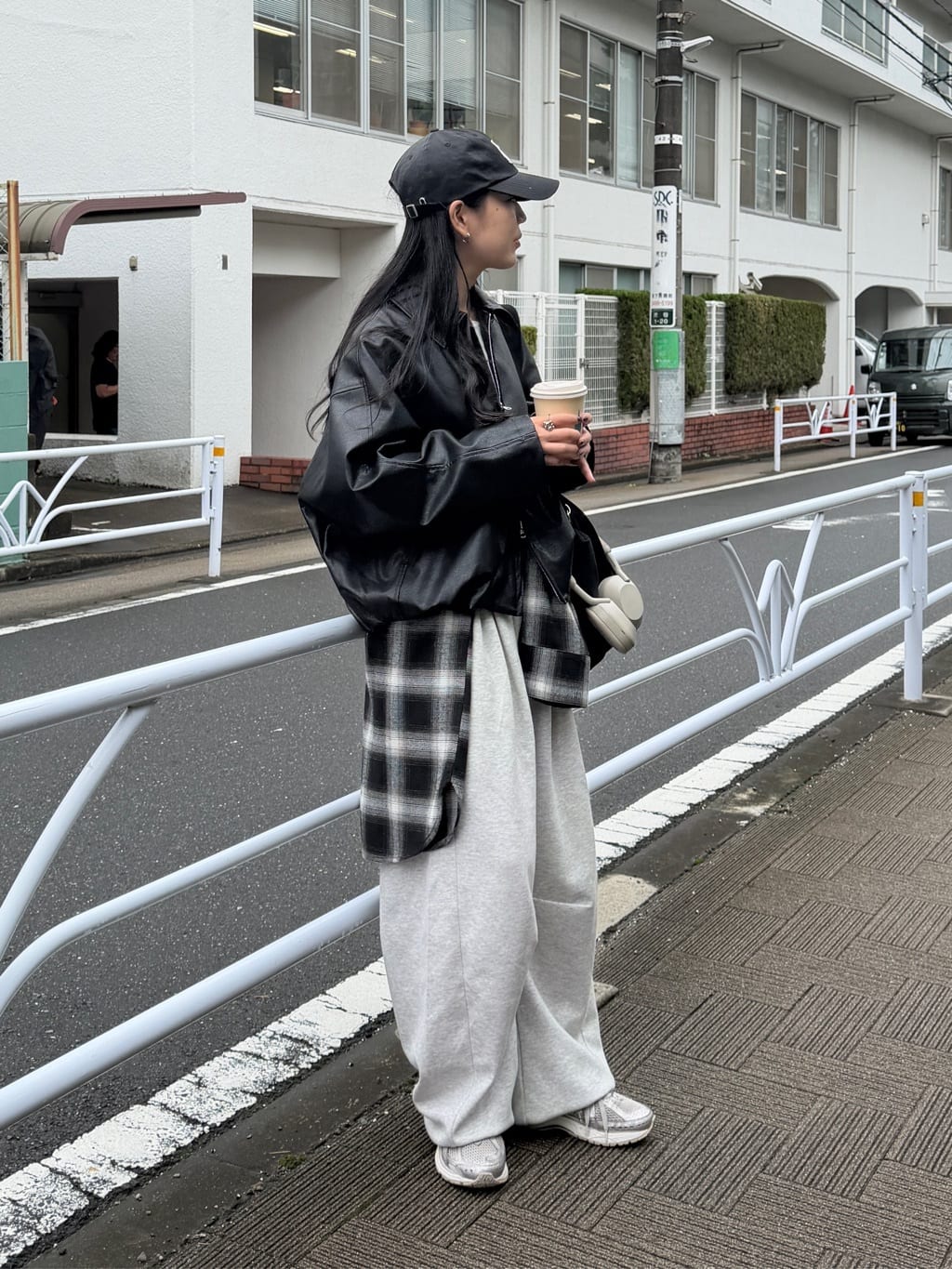 ジャケット・アウター hime COLONY 2139 | フェイクレザーボンバージャケット | Rakuten Fashion