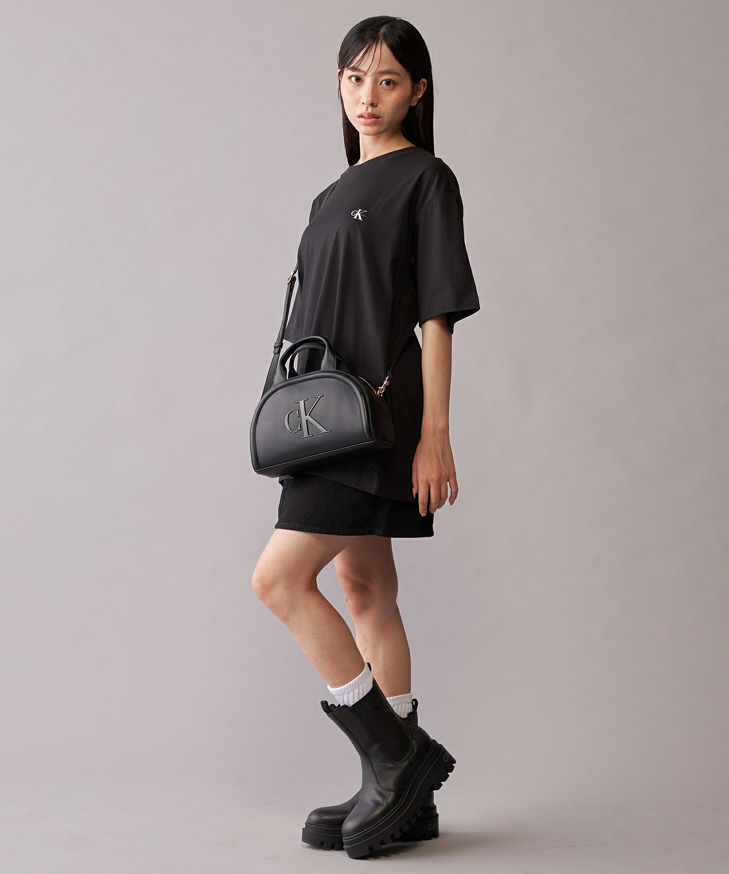 新品未使用 カルバンクライン クロスボディバッグ ショルダー 総柄 ブラック Calvin Klein | (W)【公式ショップ】 カルバンクライン クロスボディ